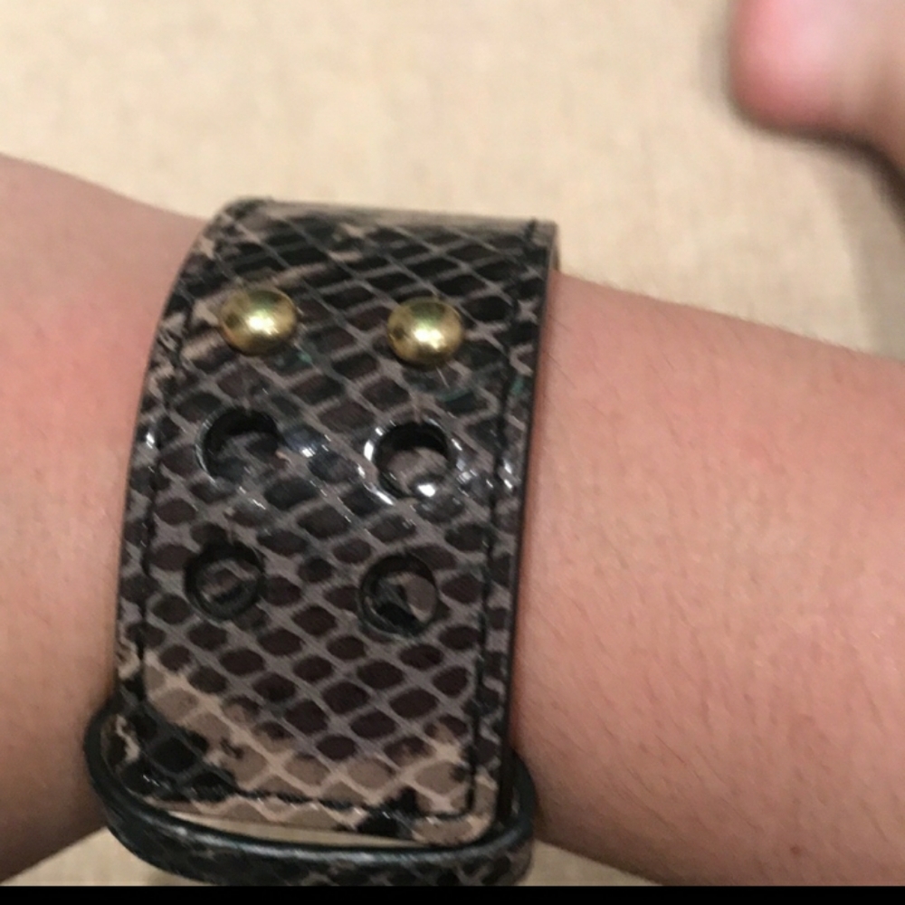 Coach NWOT Leather Ciff Bracelets - Picture 4 of 6